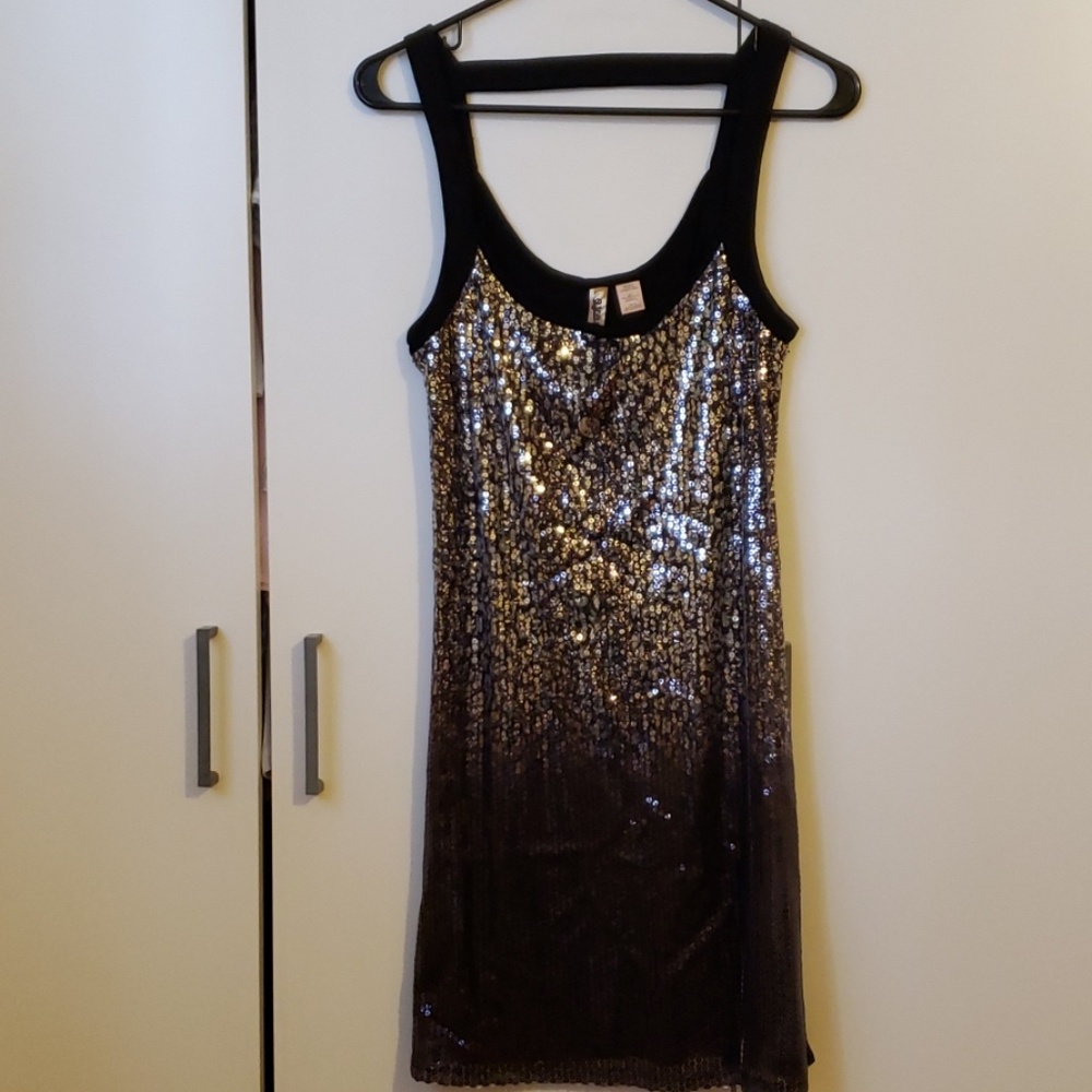 Medium - EYESHADOW Sequin Silver Ombre Dress
